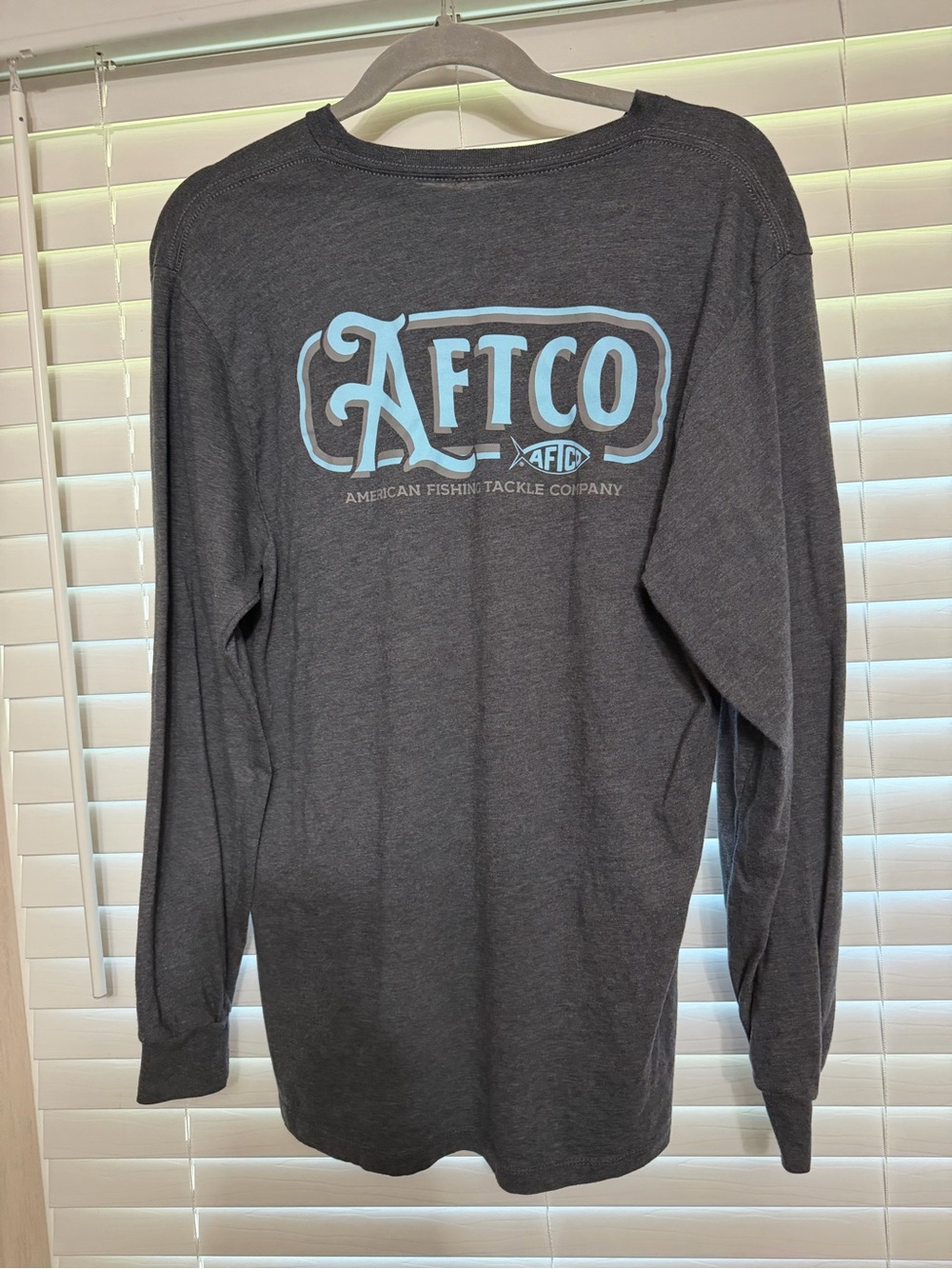 AFTCO Men's Long Sleeve Logo Tee Charcoal size medium